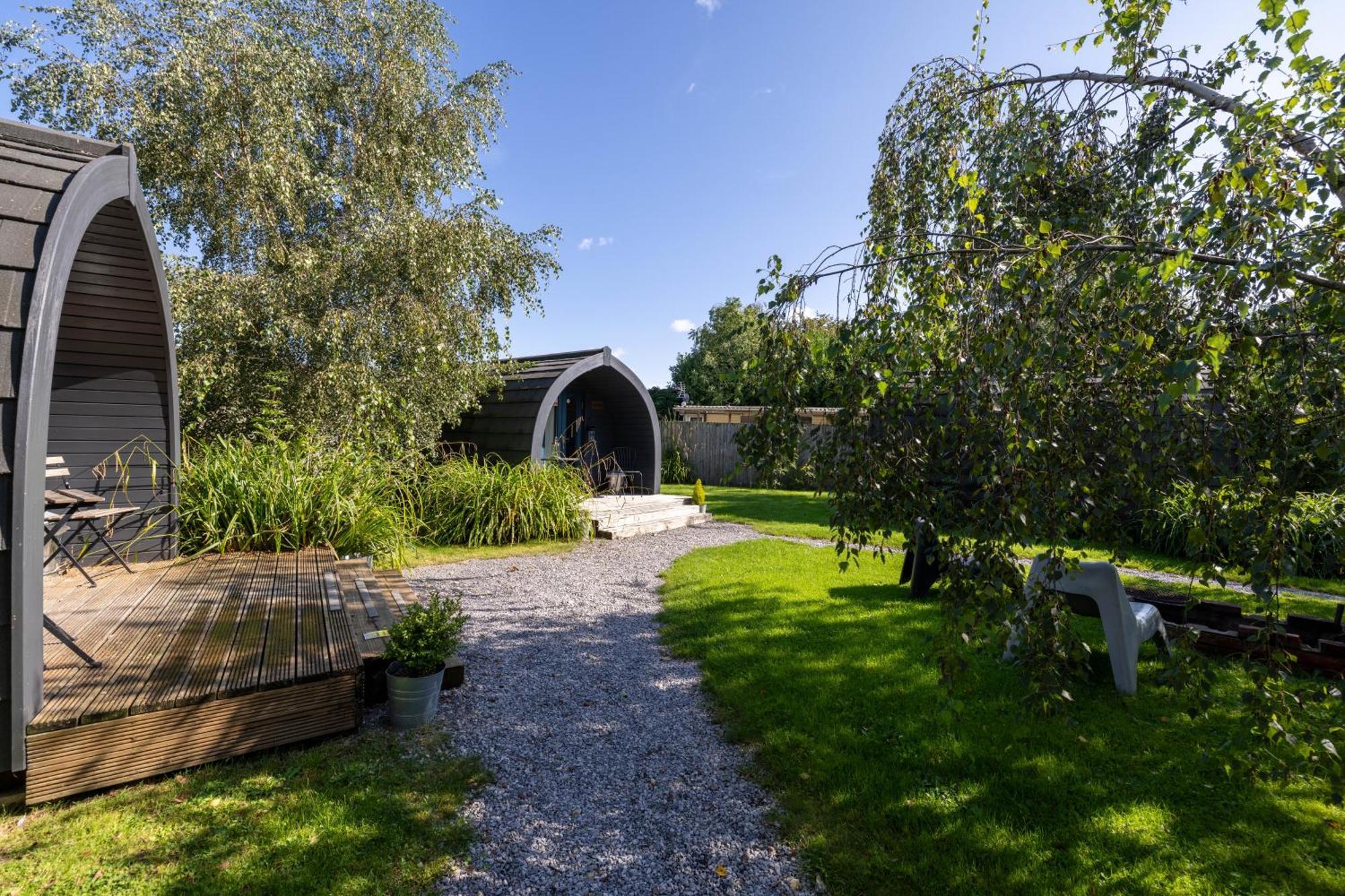 The Little Hide - Adult Only Camping Pods Wigginton  المظهر الخارجي الصورة