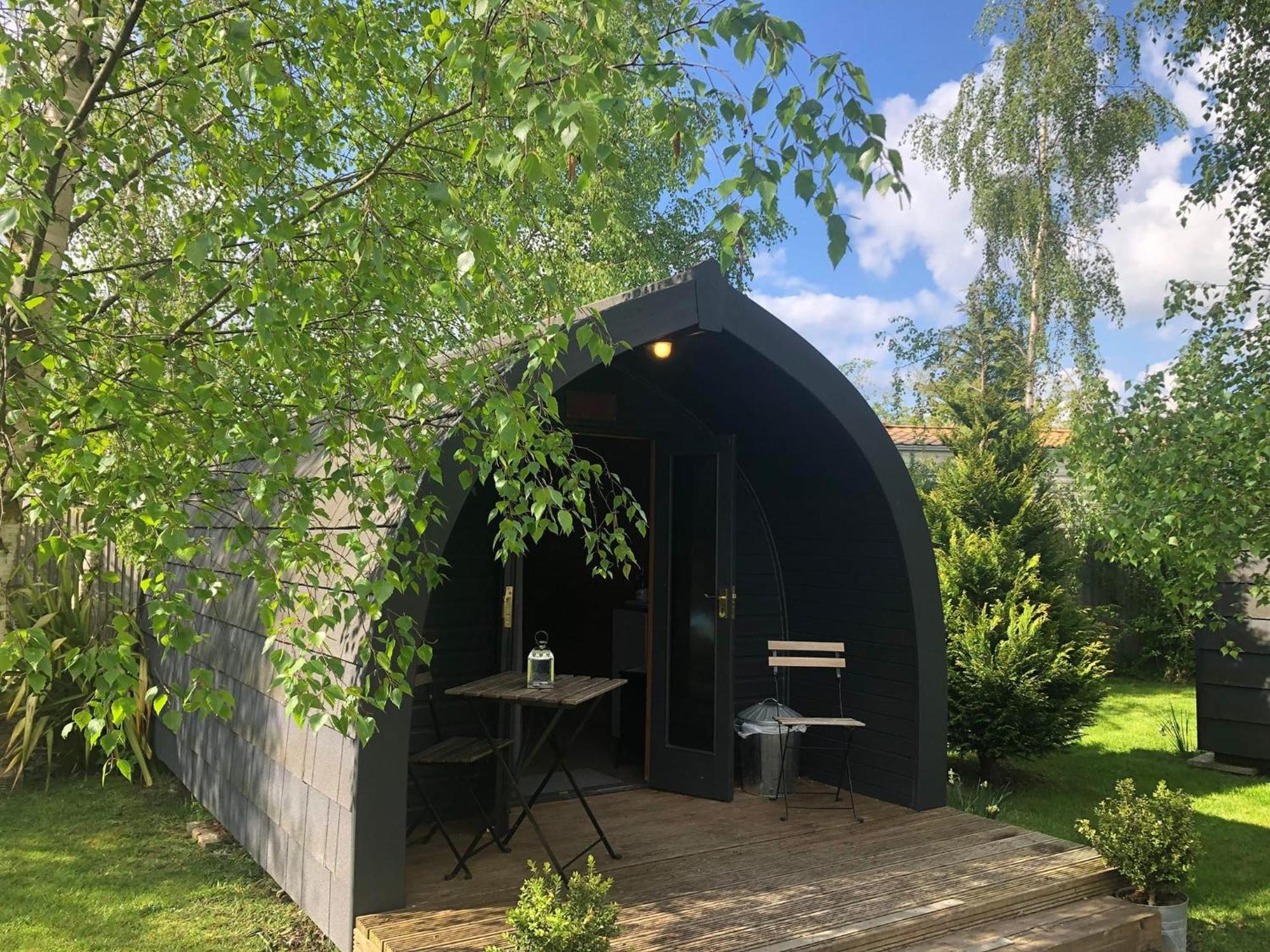 The Little Hide - Adult Only Camping Pods Wigginton  المظهر الخارجي الصورة
